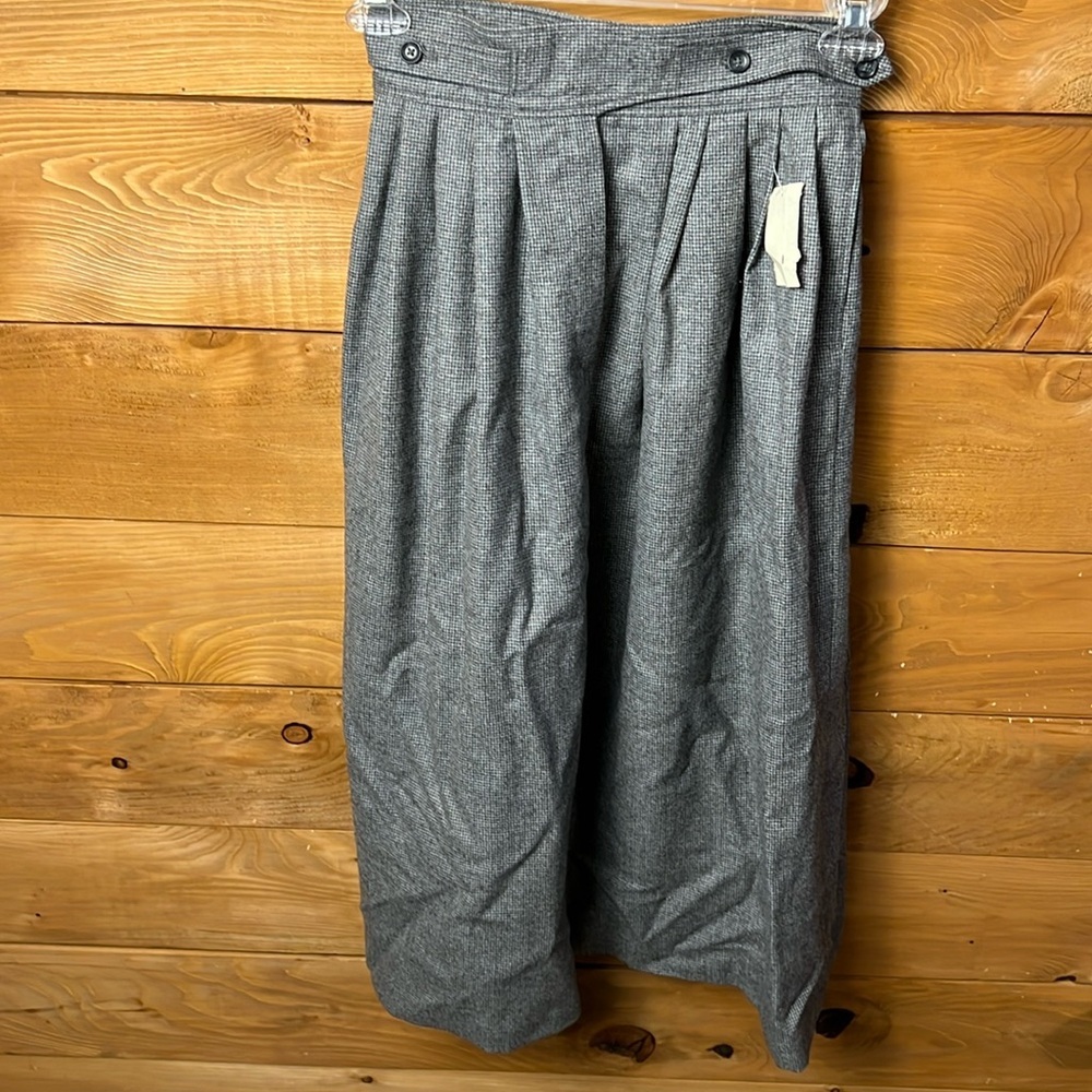 Jana women’s ACTWU wool skirt 10 high waist gray pleated Vintage Ed Mitchell Inc